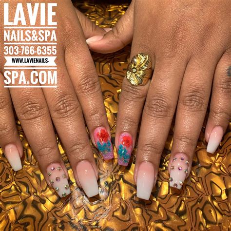 La Vie Nails 